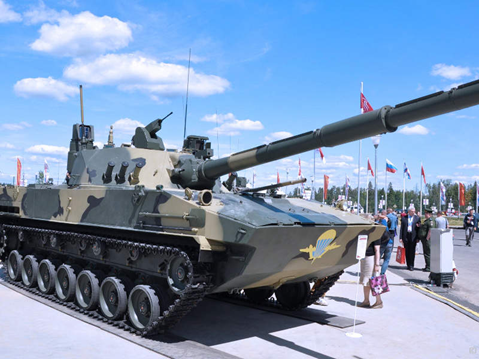 Russia joins the race to supply light battle tanks to the Indian Army ...